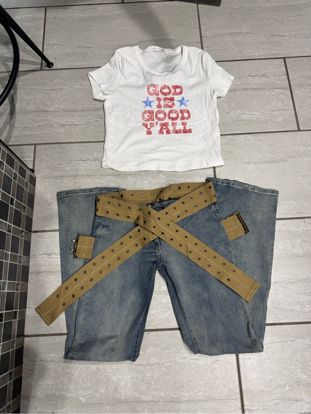 Title: NWT Y2K Jeans w/ Attached Grommet Utility Belt + Crop Graphic Tee